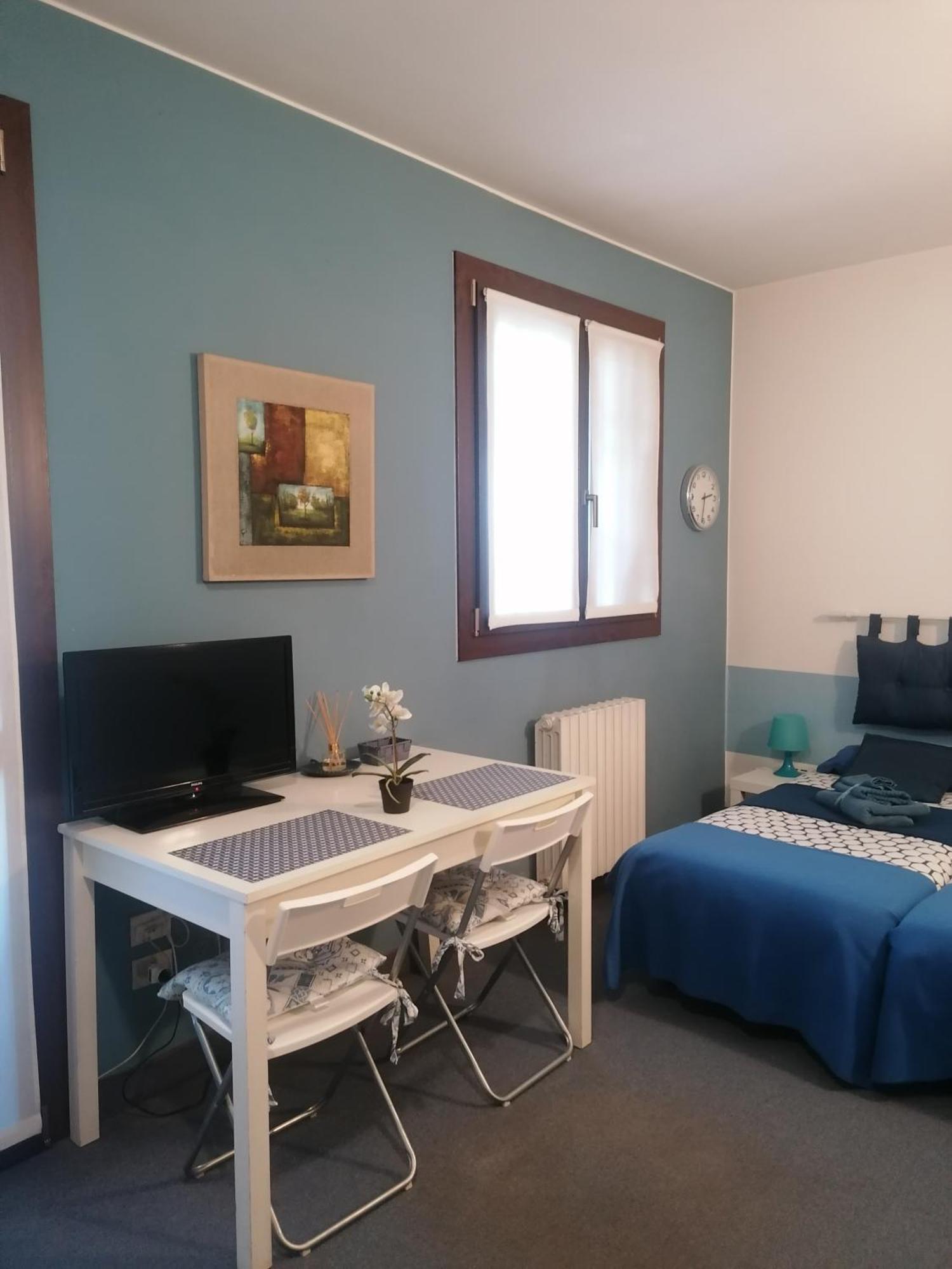 La Casa Blu- Forum Di Assago, Ospedale Humanitas, Milanofiori, Ieo รอซซาโน ห้อง รูปภาพ
