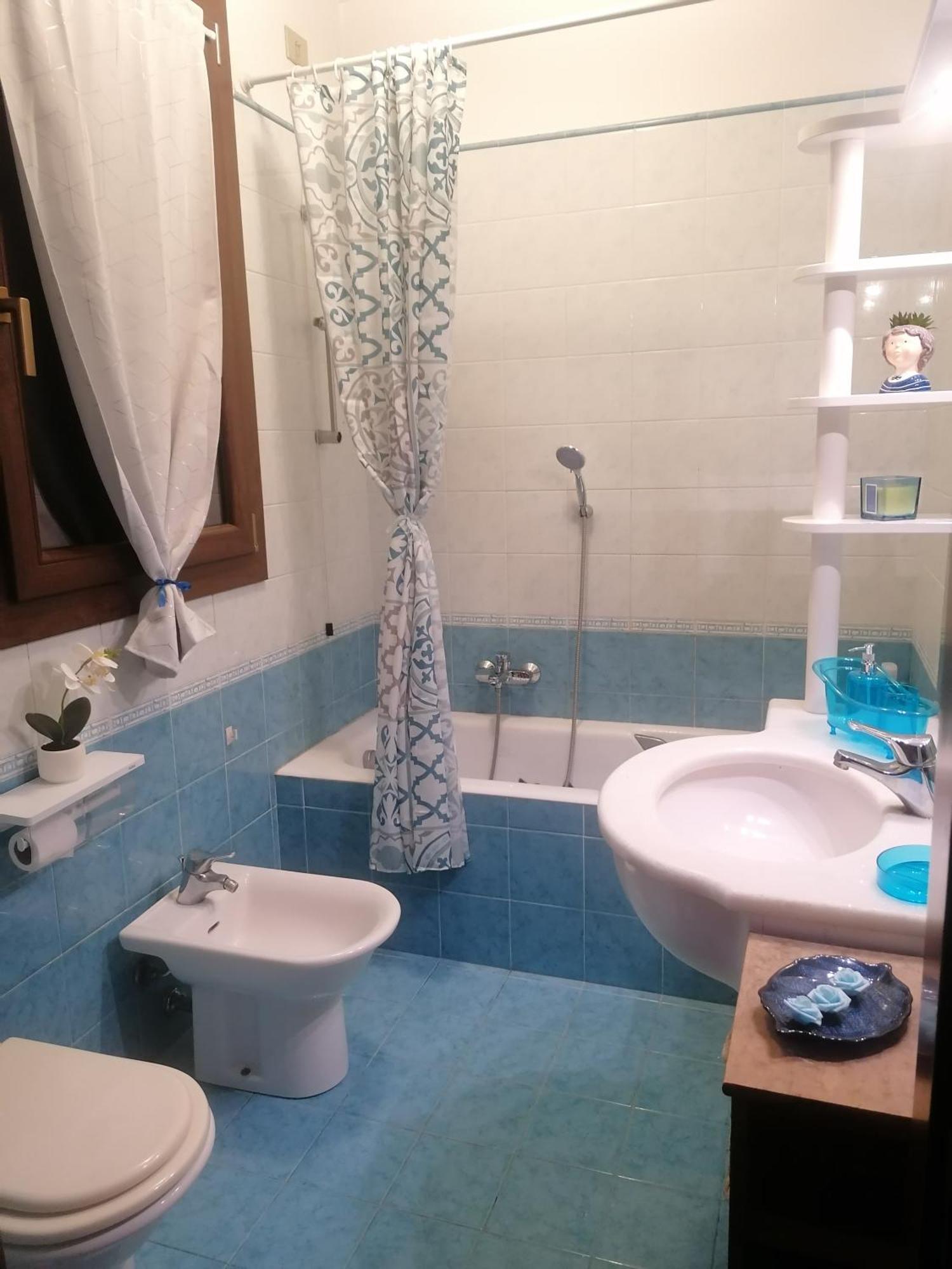 La Casa Blu- Forum Di Assago, Ospedale Humanitas, Milanofiori, Ieo รอซซาโน ภายนอก รูปภาพ